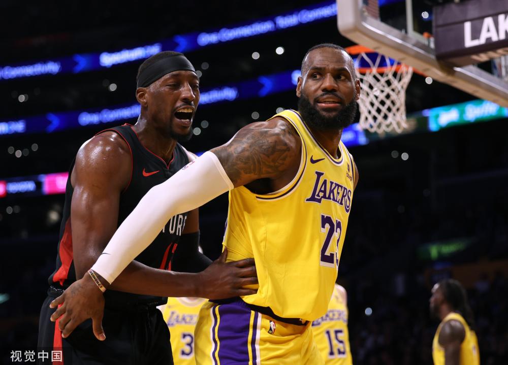 更是他对职 更是他对职